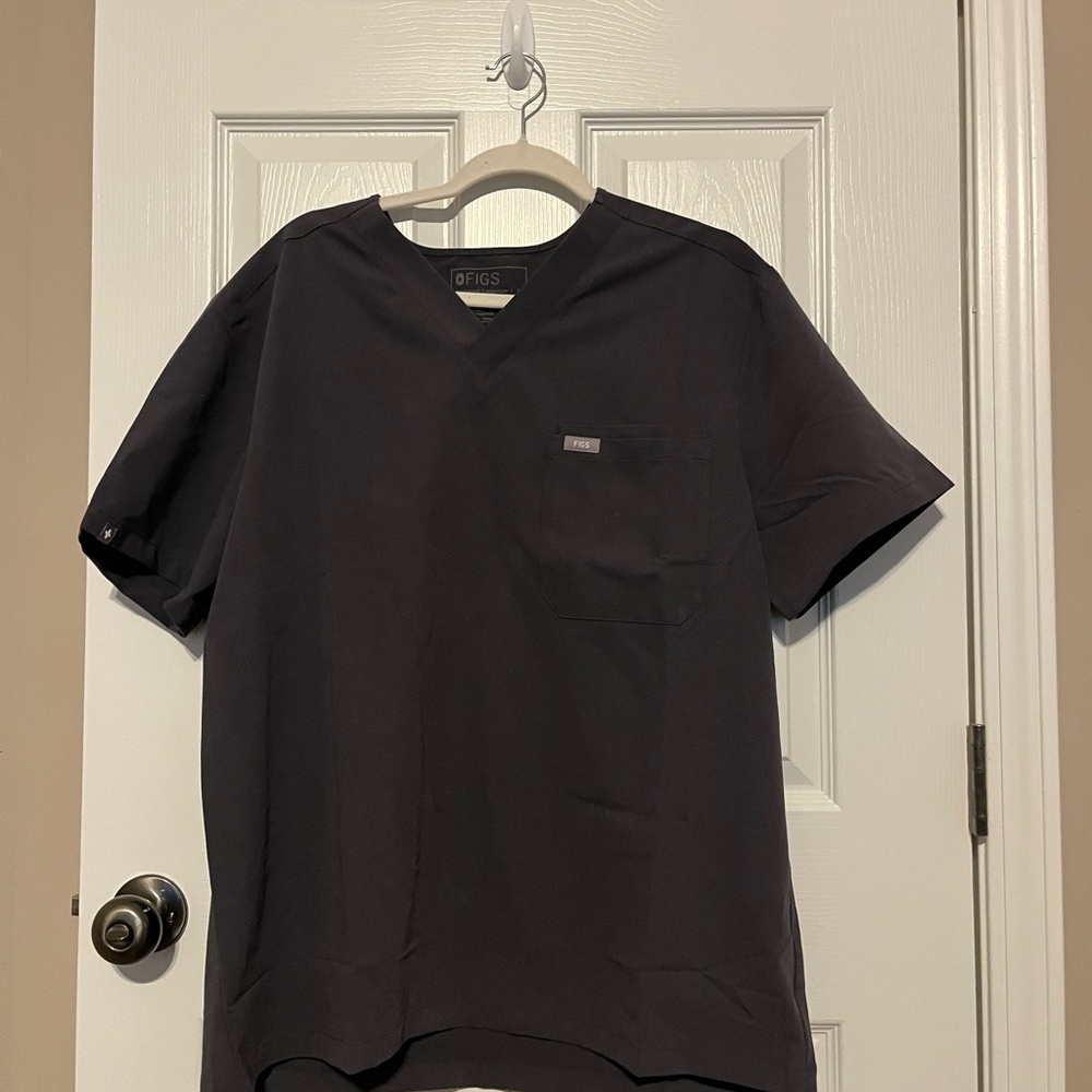 Men's Black FIGS Scrub Top